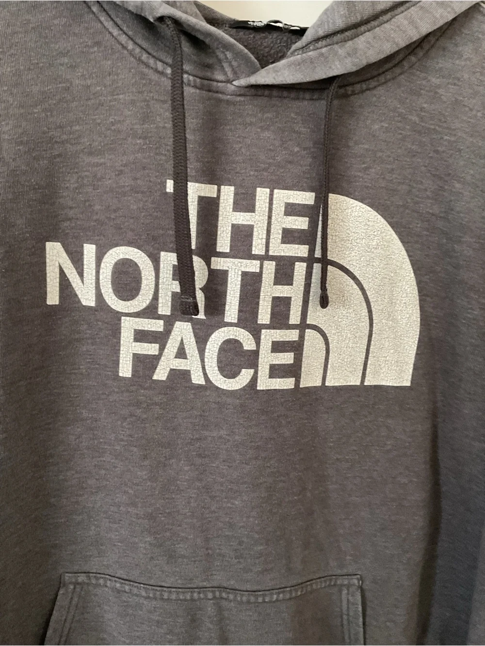 The North Face Men's Charcoal Gray Logo Pullover Hoodie
